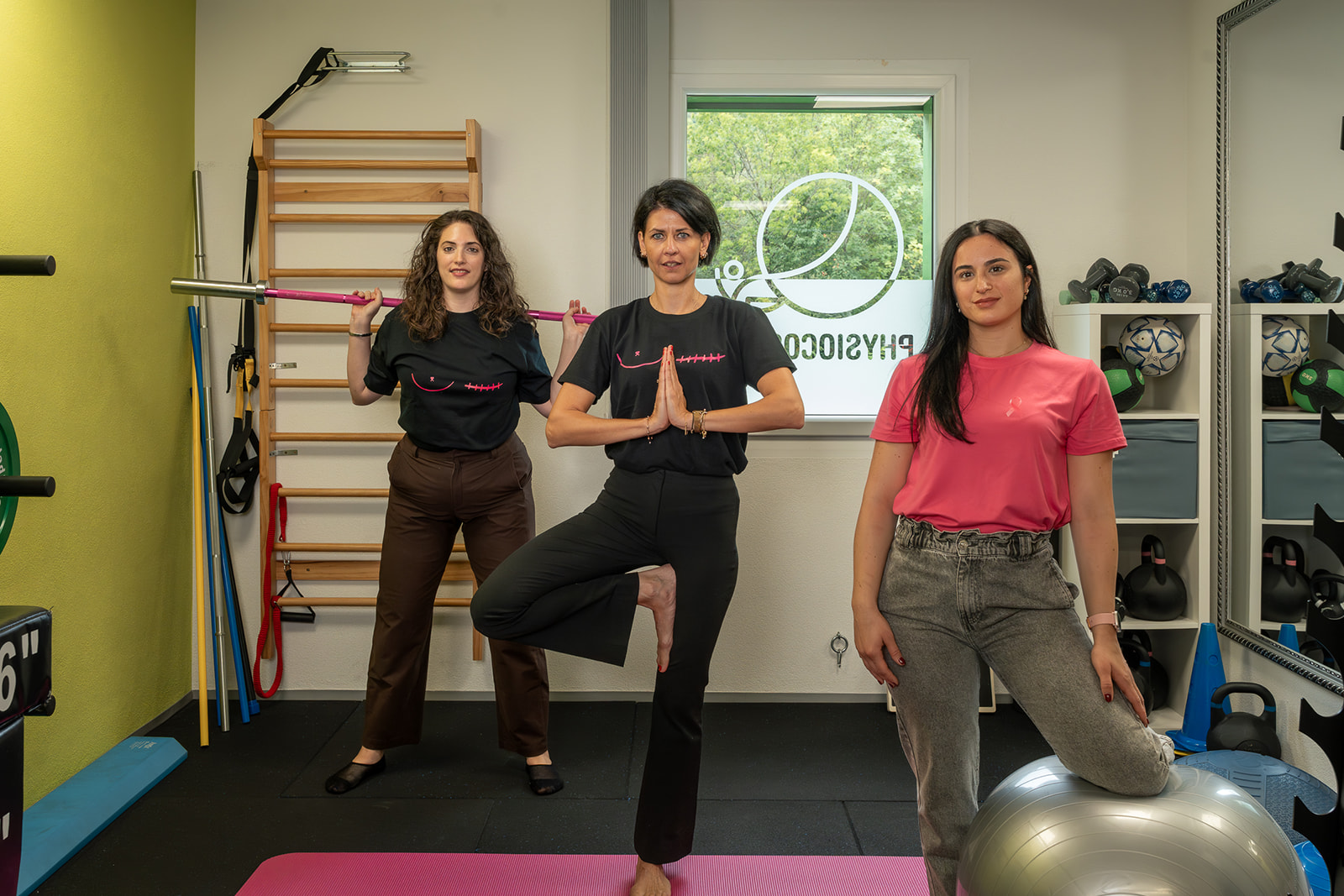 Physiothérapeutes du Pôle Santé Féminine dans la salle de sport
